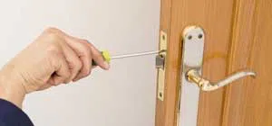 Affordable Locksmith Services Melbourne, FL 321-283-2129 Affordable Locksmith Services Melbourne, FL 321-283-2129 - trunk-unlock-01